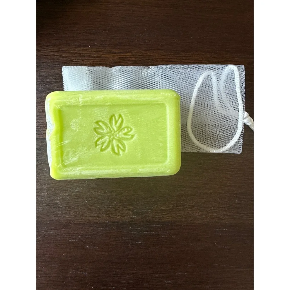 MIAOFUTONG Tea Tree Oil Antifungal Soap Bar 115g with Mesh Bag Acne Care